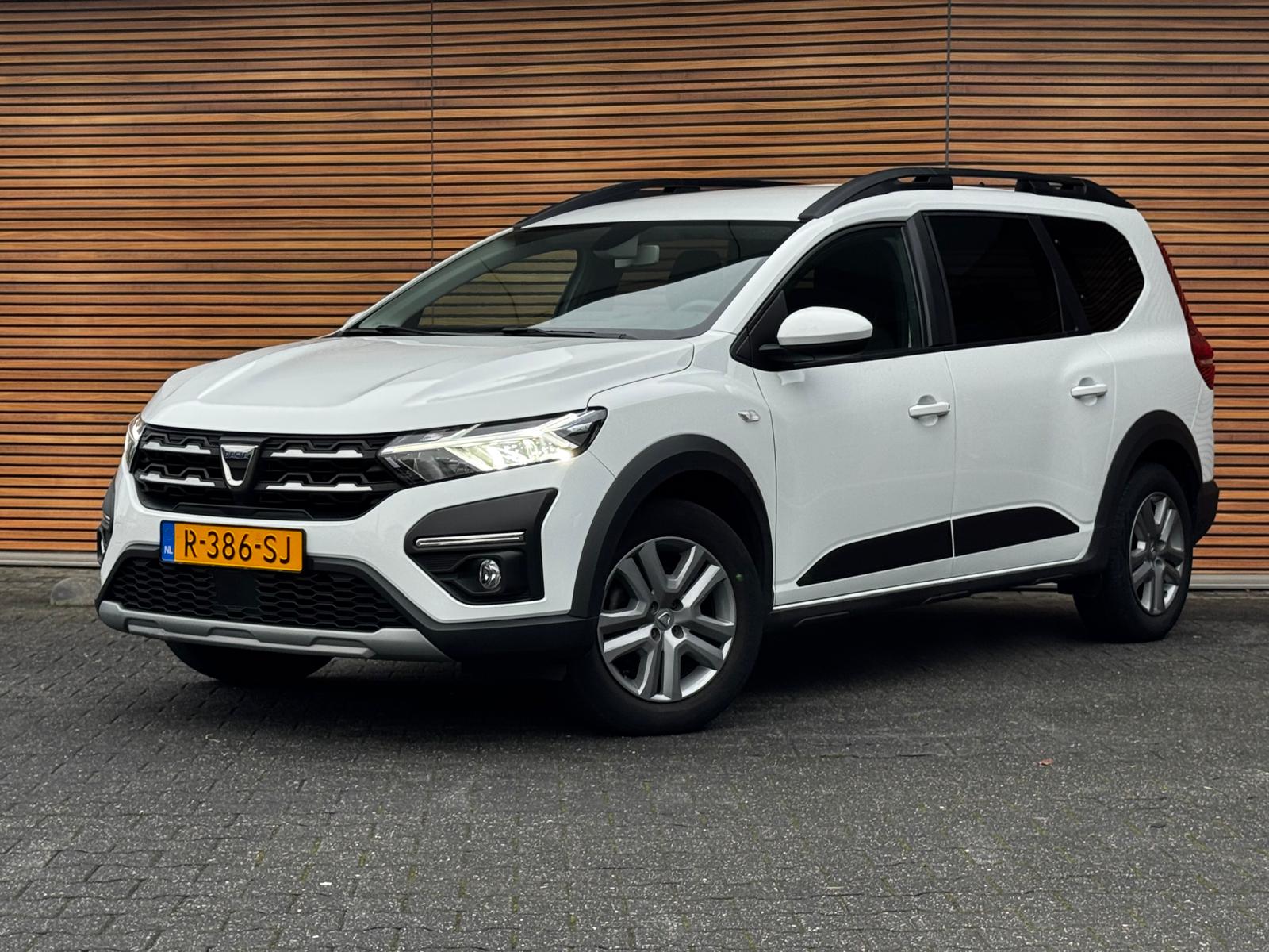 Foto van Dacia Jogger