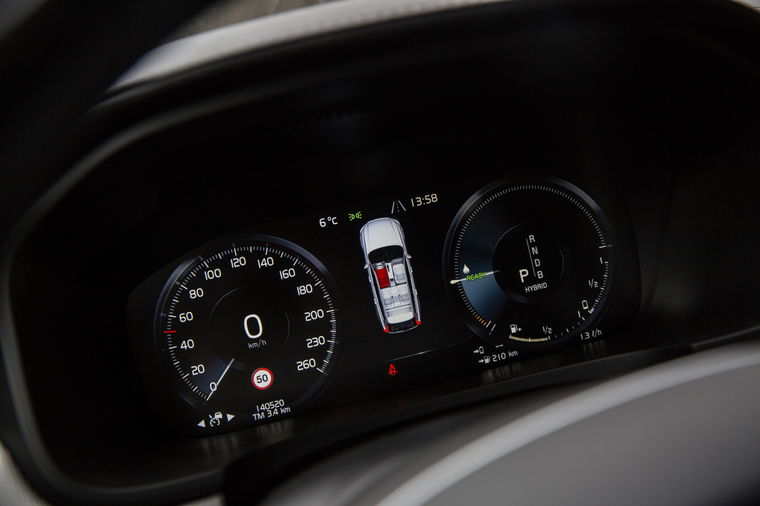 Volvo V90