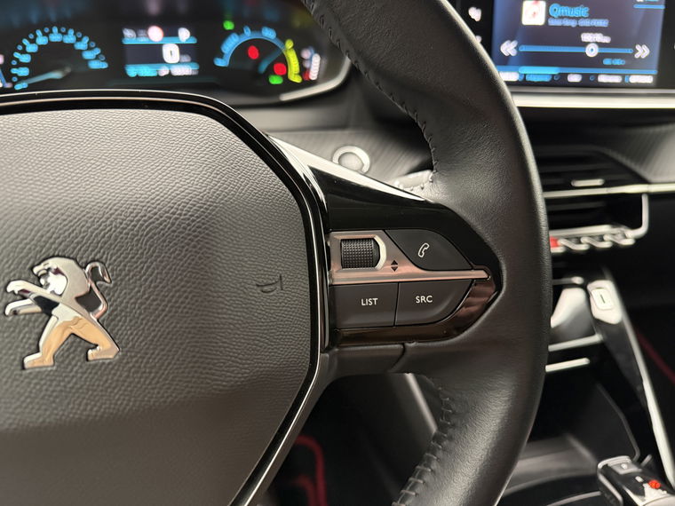 Peugeot e-2008