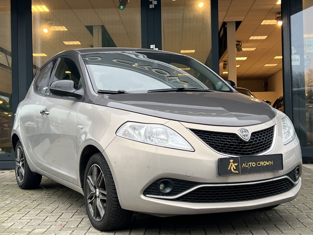 Foto van Lancia Ypsilon