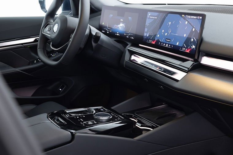 BMW i5