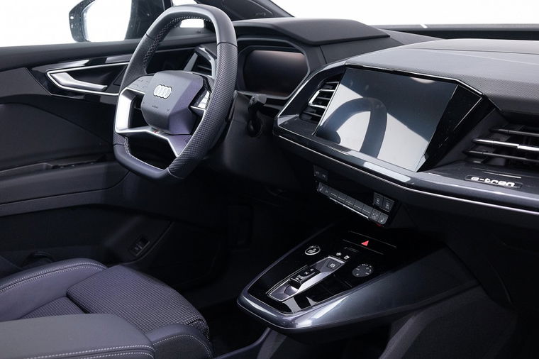Audi Q4