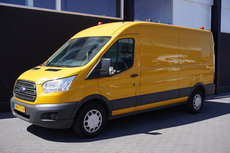 Ford Transit foto 1