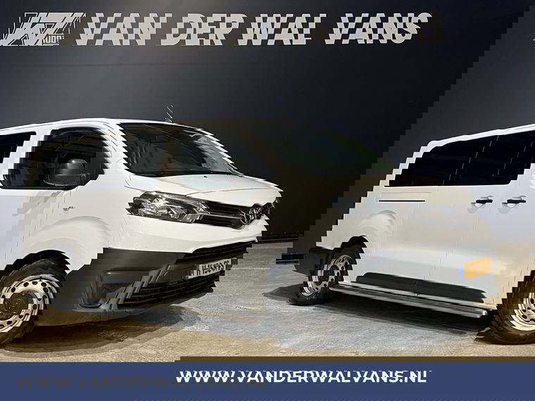 Foto van Toyota Proace Shuttle