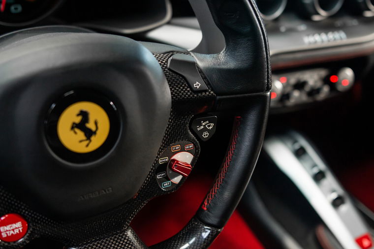 Ferrari F12