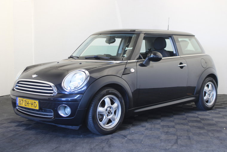 MINI 3-Deurs foto 1