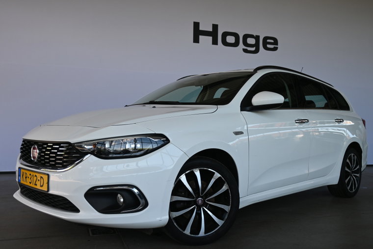 Foto van Fiat Tipo