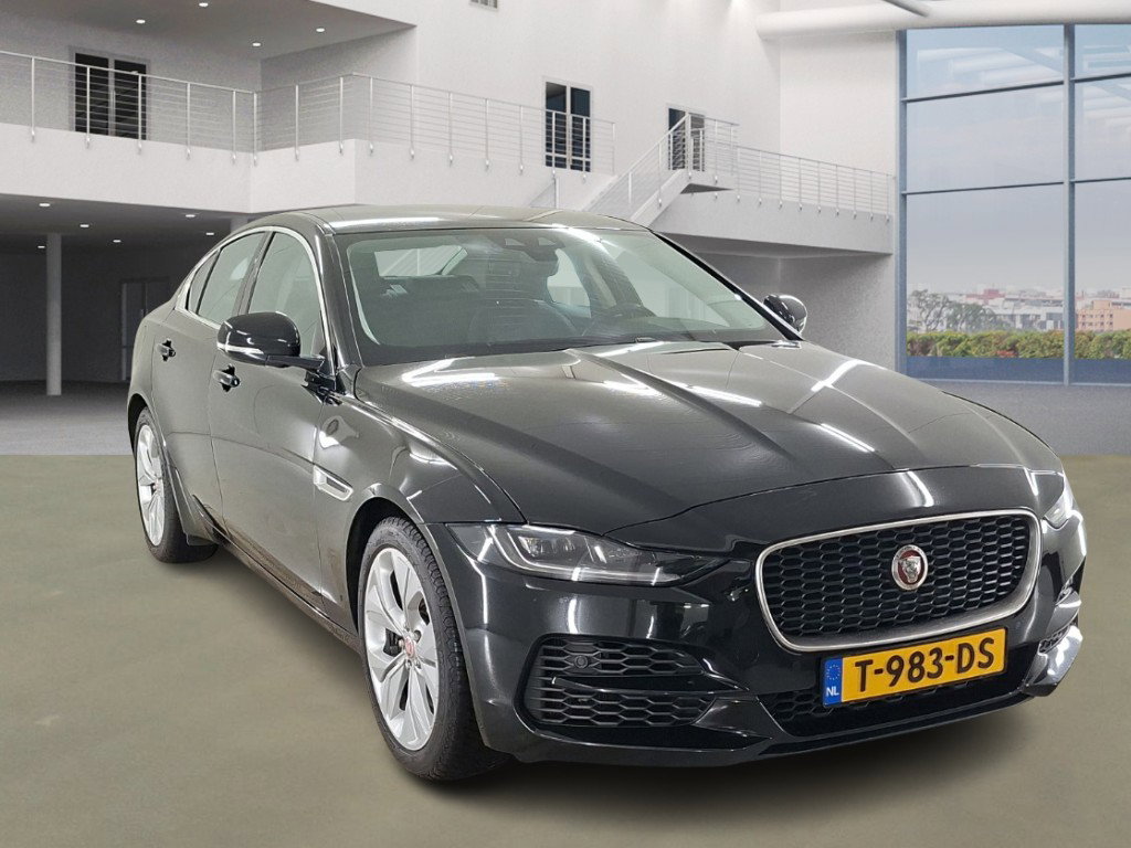 Foto van Jaguar XE