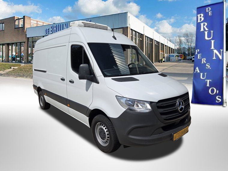Mercedes-Benz Sprinter foto 1
