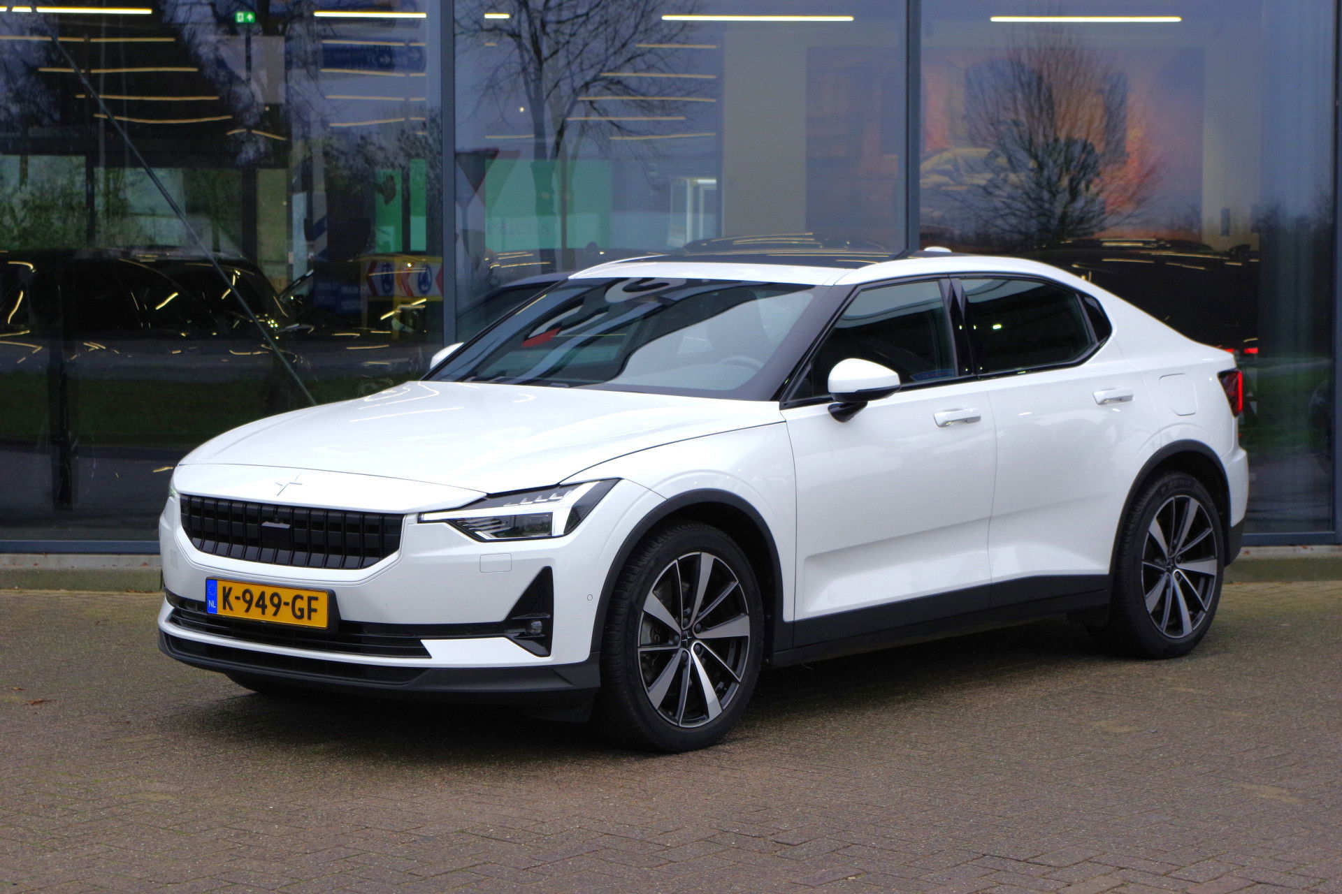 Foto van Polestar 2