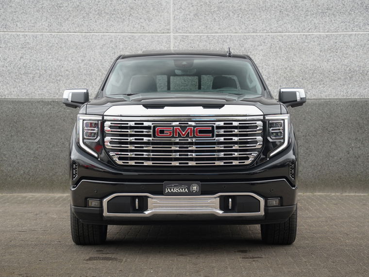 GMC Sierra