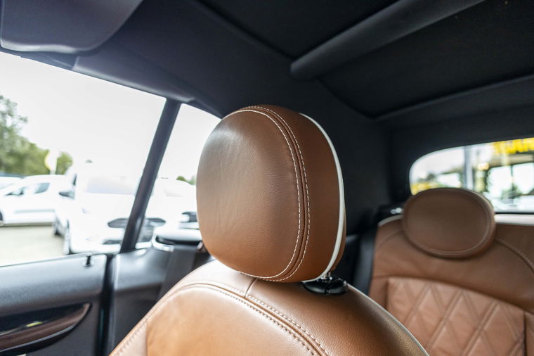 MINI Cabrio