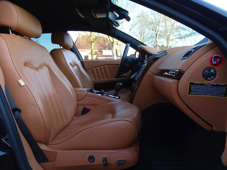 Maserati Quattroporte