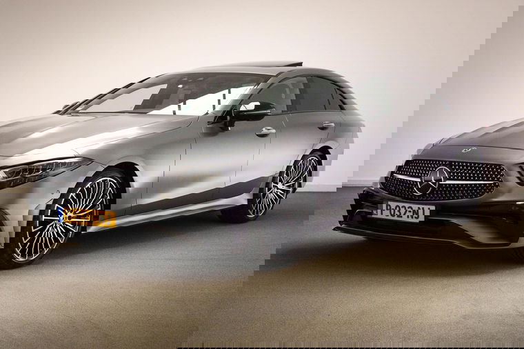 Foto van Mercedes-Benz CLS