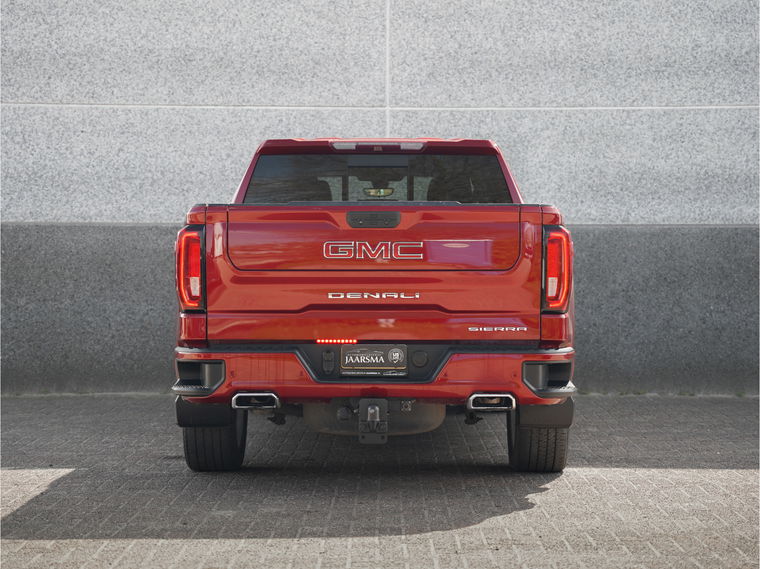 GMC Sierra