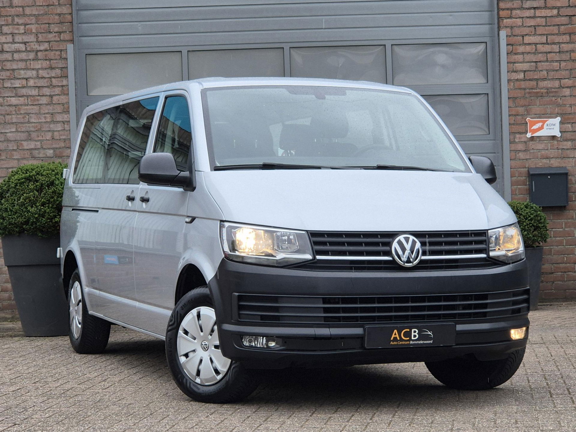 Volkswagen Transporter Kombi