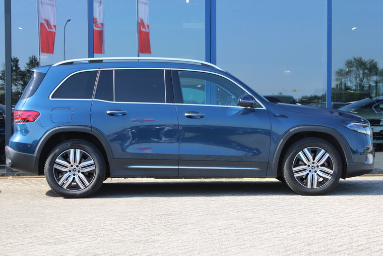 Foto van Mercedes-Benz EQB