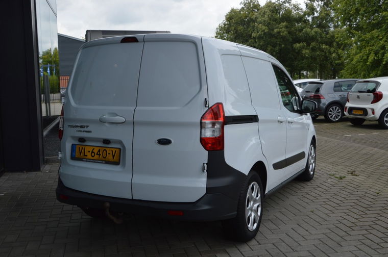 Ford Transit Courier