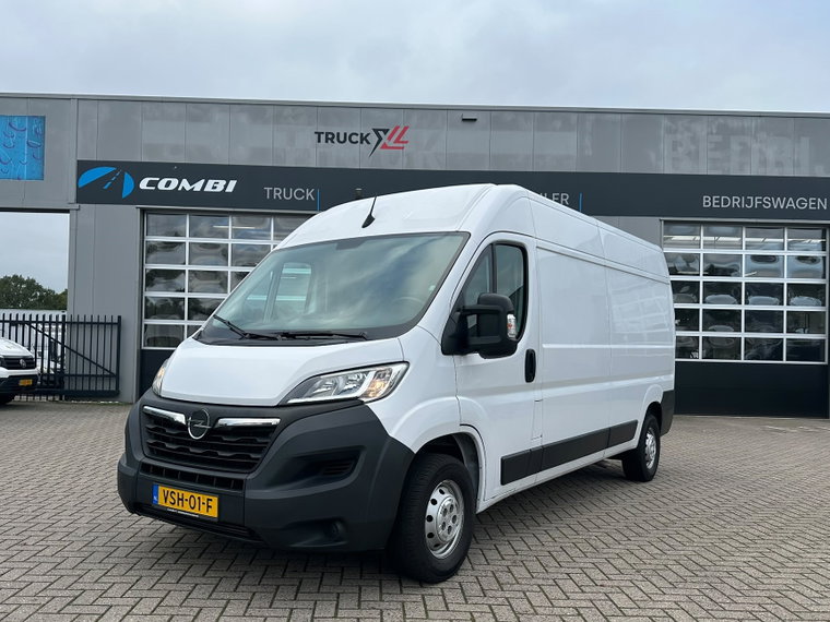 Opel Movano