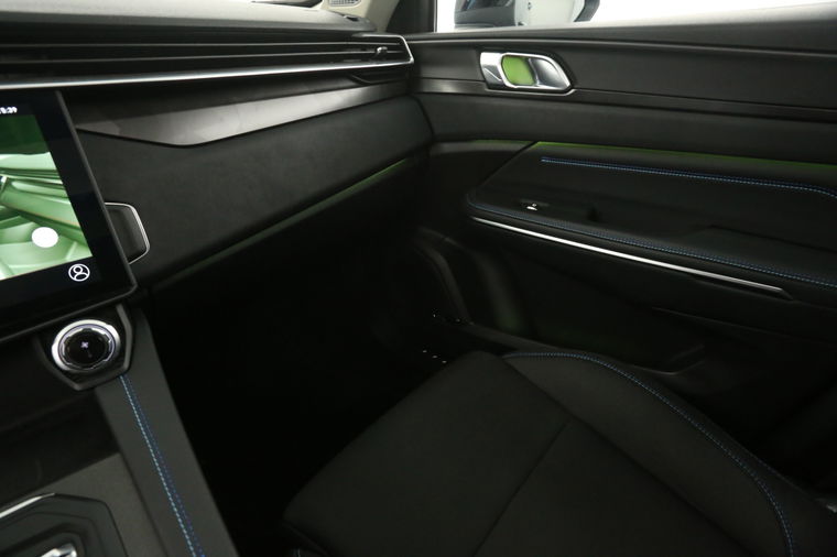 Lynk Co 01
