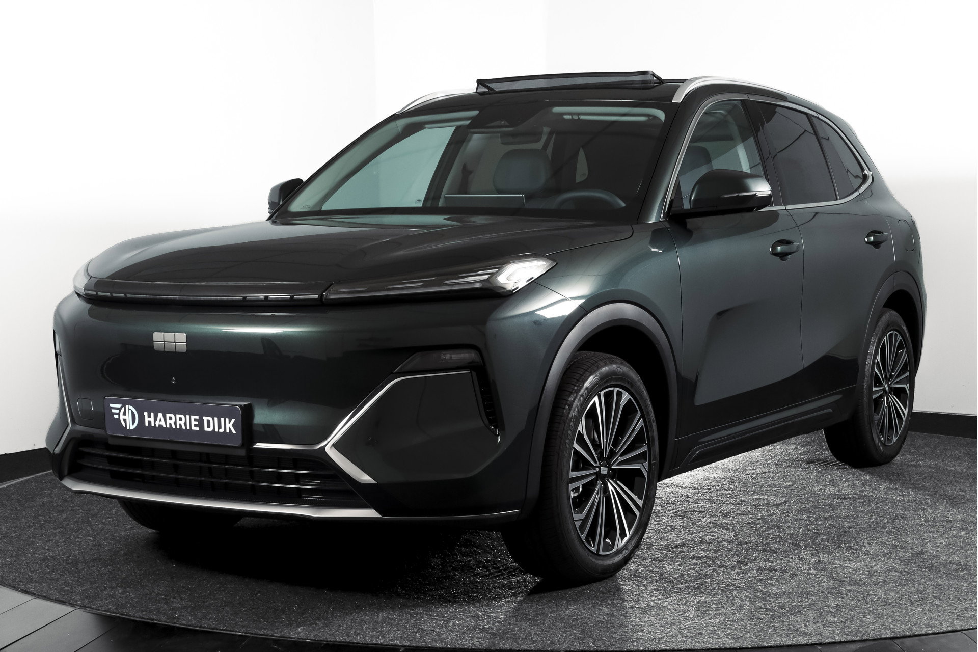 Foto van Geely Starray EM-i