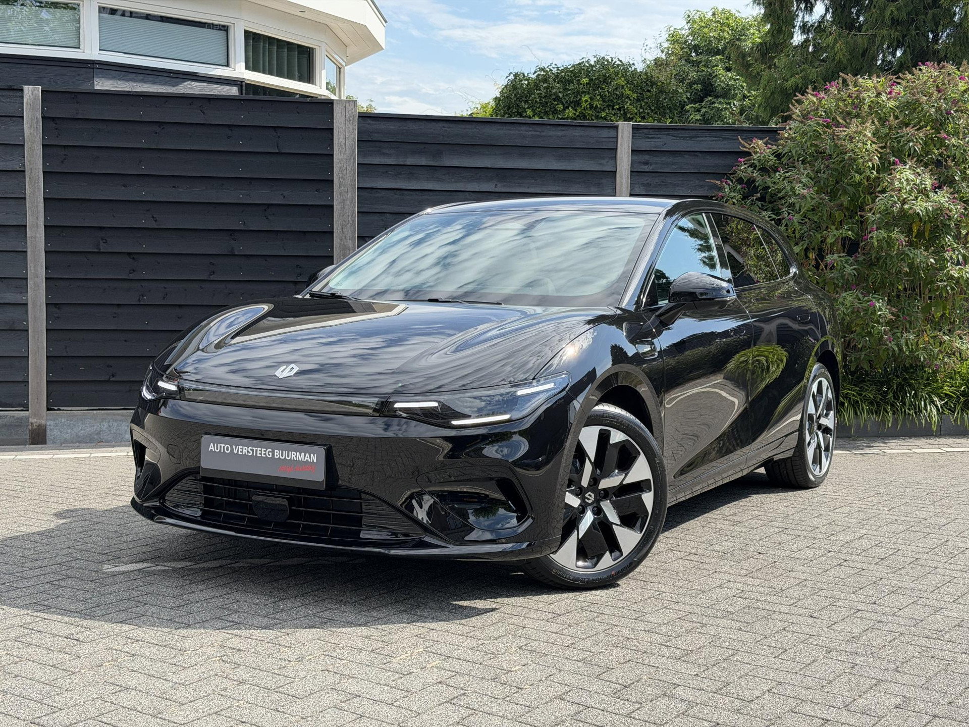 Foto van Leapmotor B05