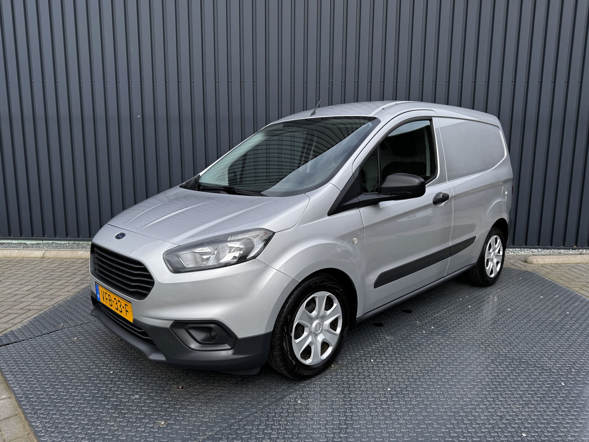 Foto van Ford Transit Courier