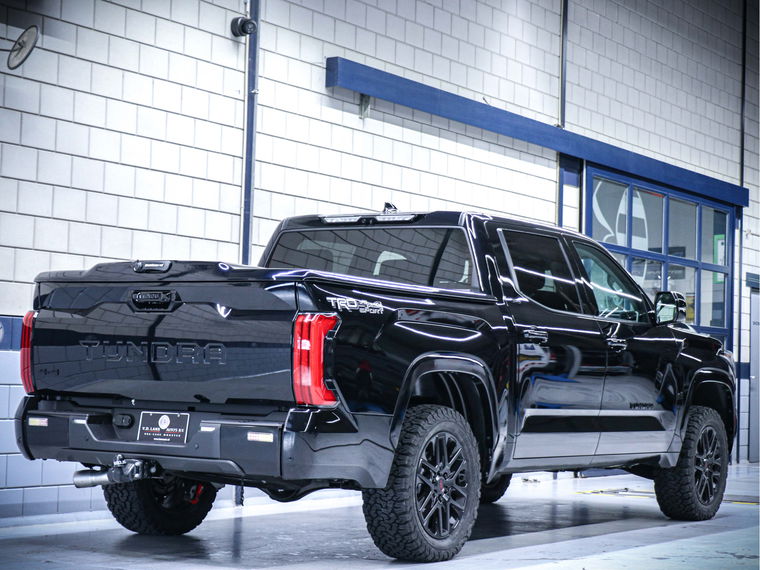 Toyota Tundra SR5 TRD Pro Sport