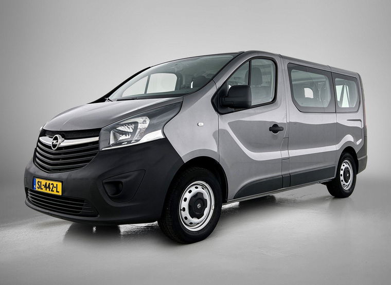 Foto van Opel Vivaro Combi