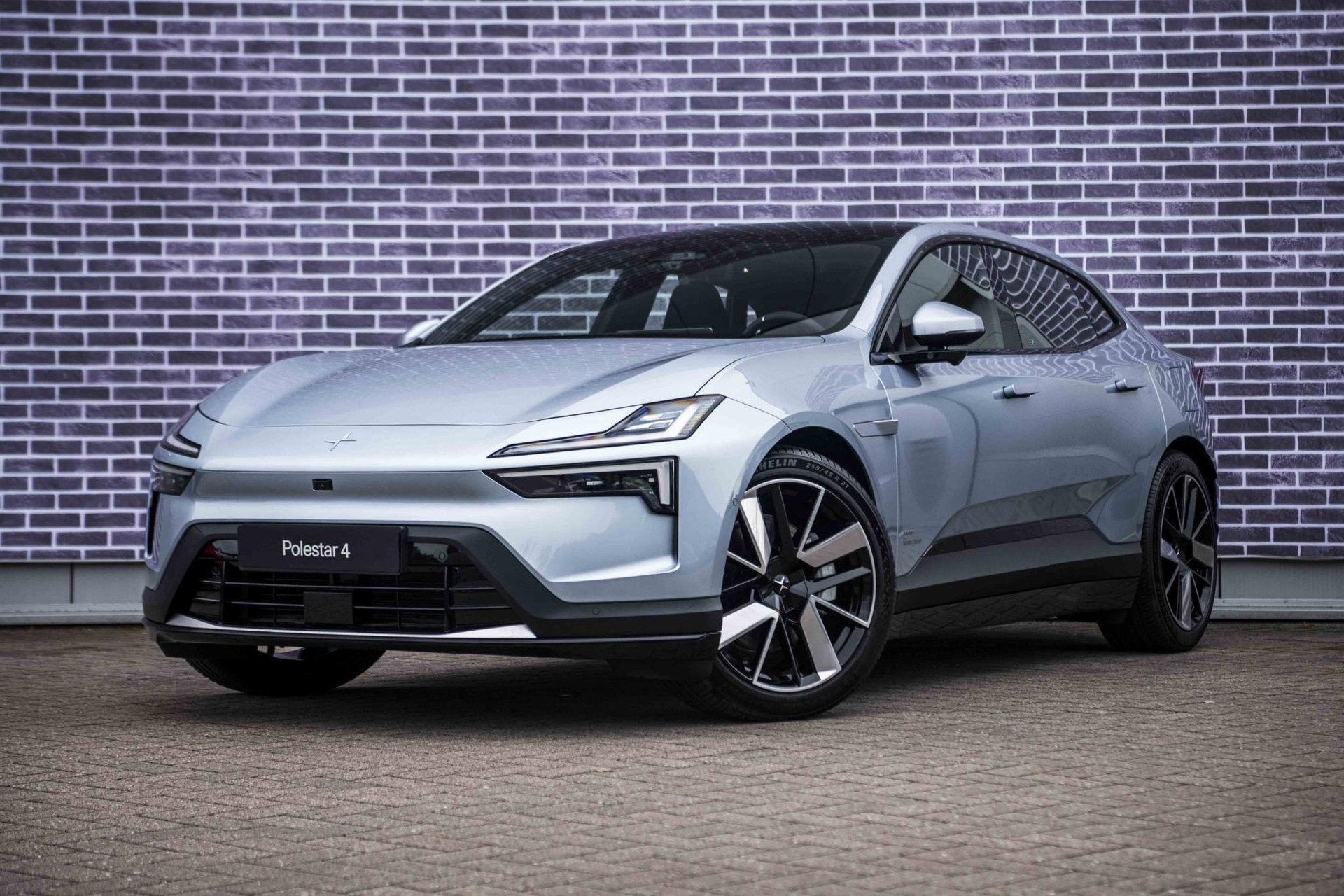 Foto van Polestar 4