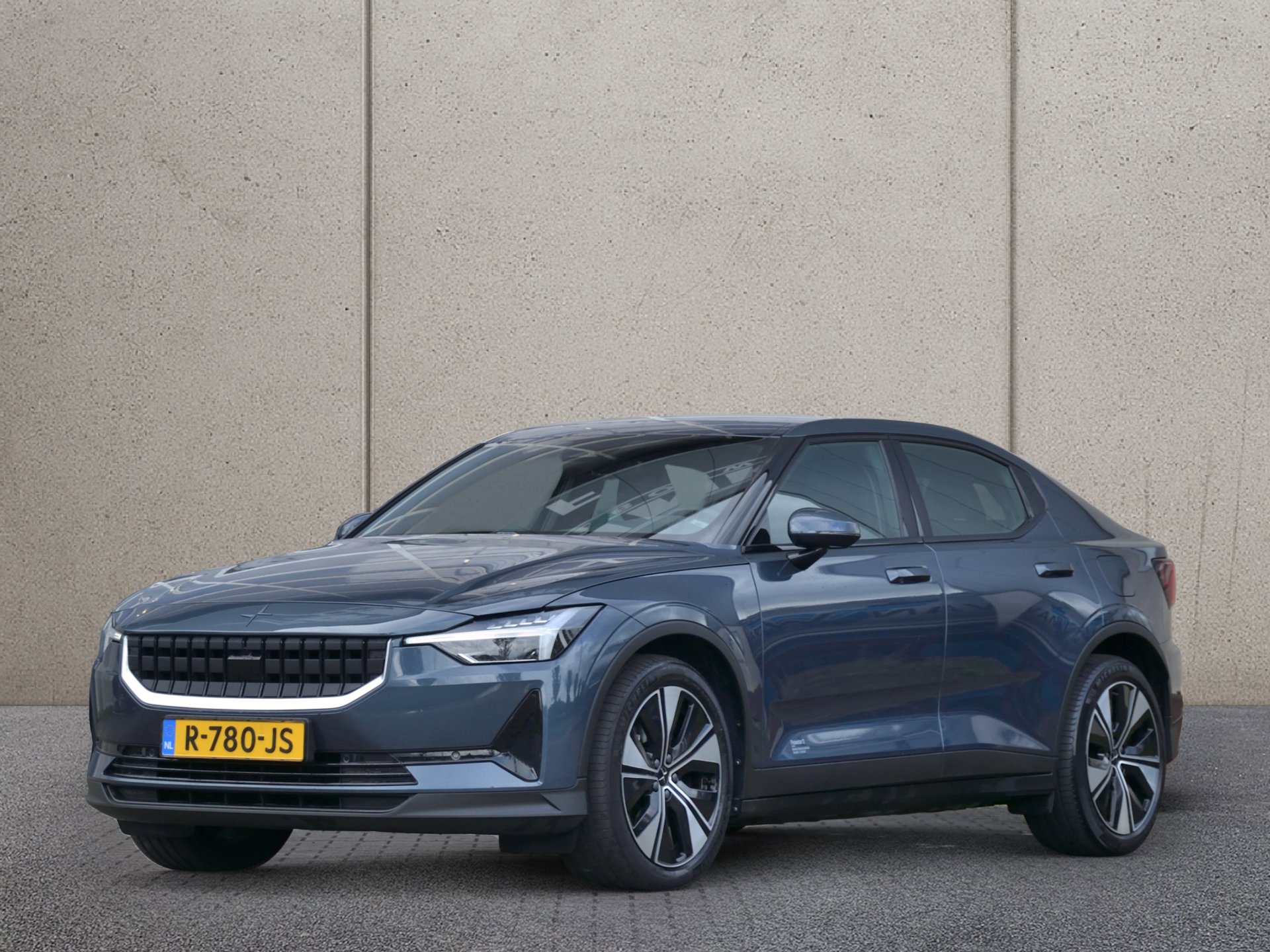 Foto van Polestar 2