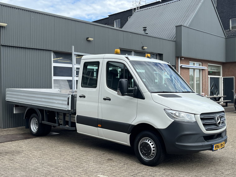 Mercedes-Benz Sprinter foto 1