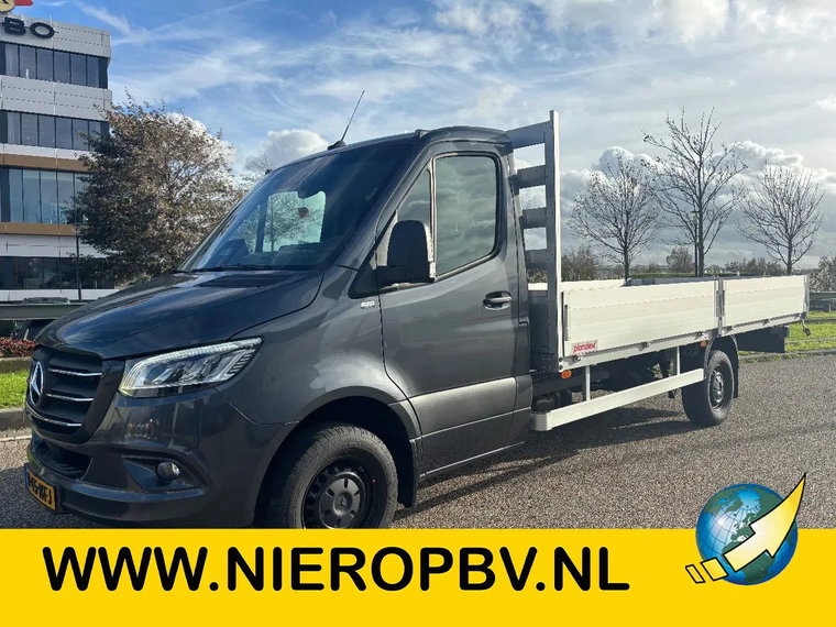 Mercedes-Benz Sprinter foto 1