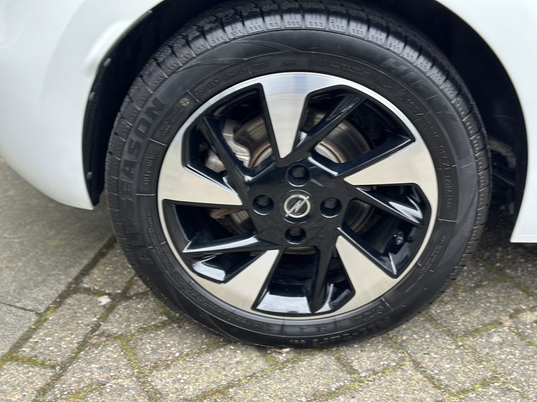 Opel CORSA-E