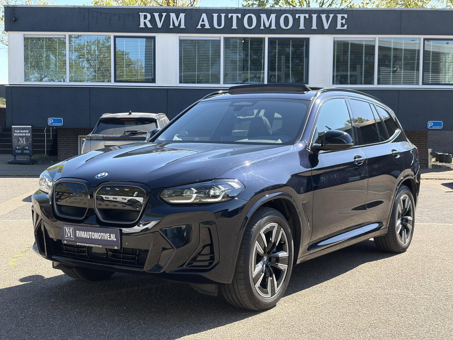 Foto van BMW iX3