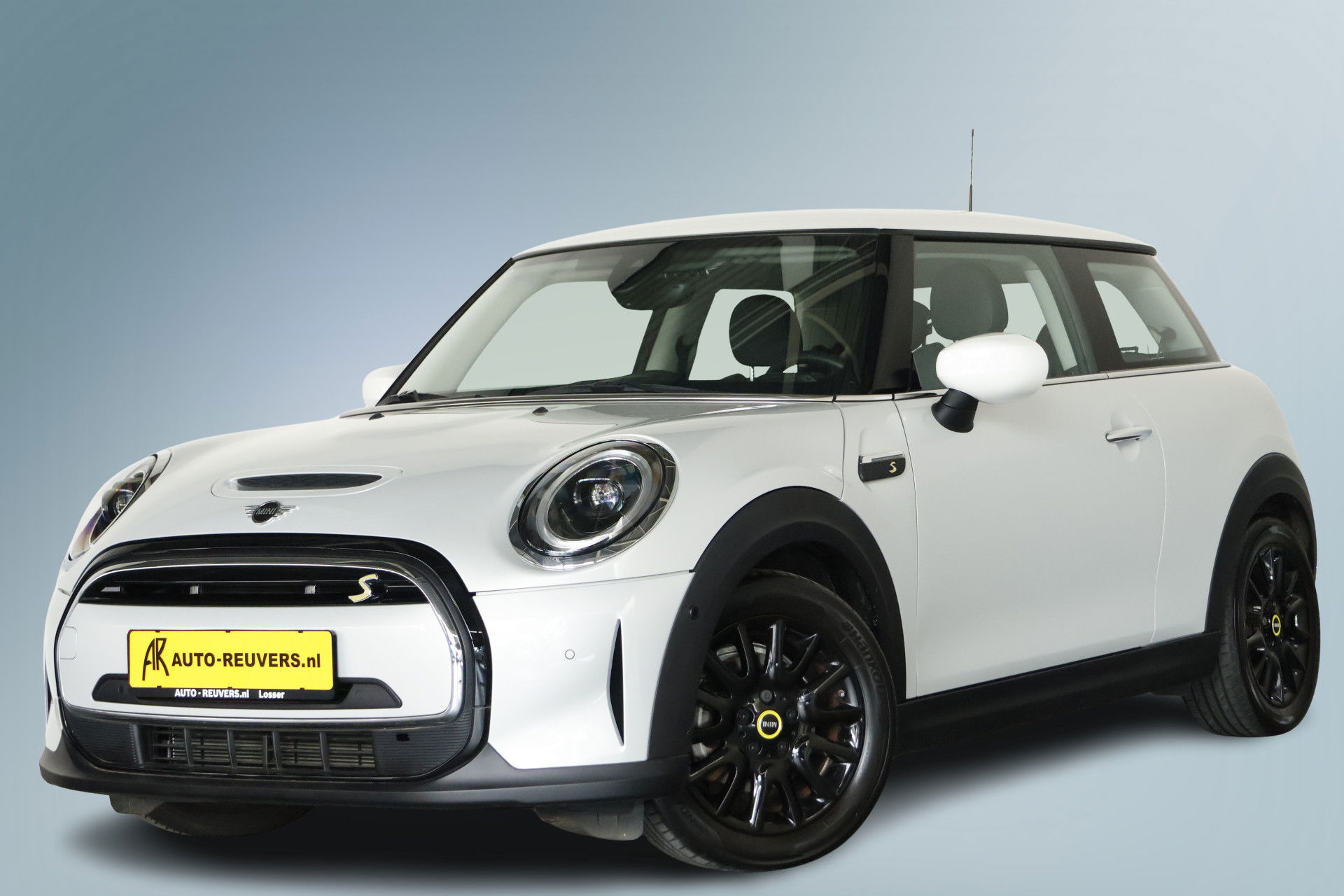 Foto van MINI Mini Electric