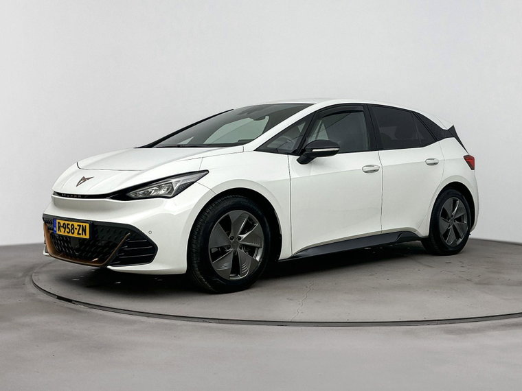 Foto van CUPRA Born