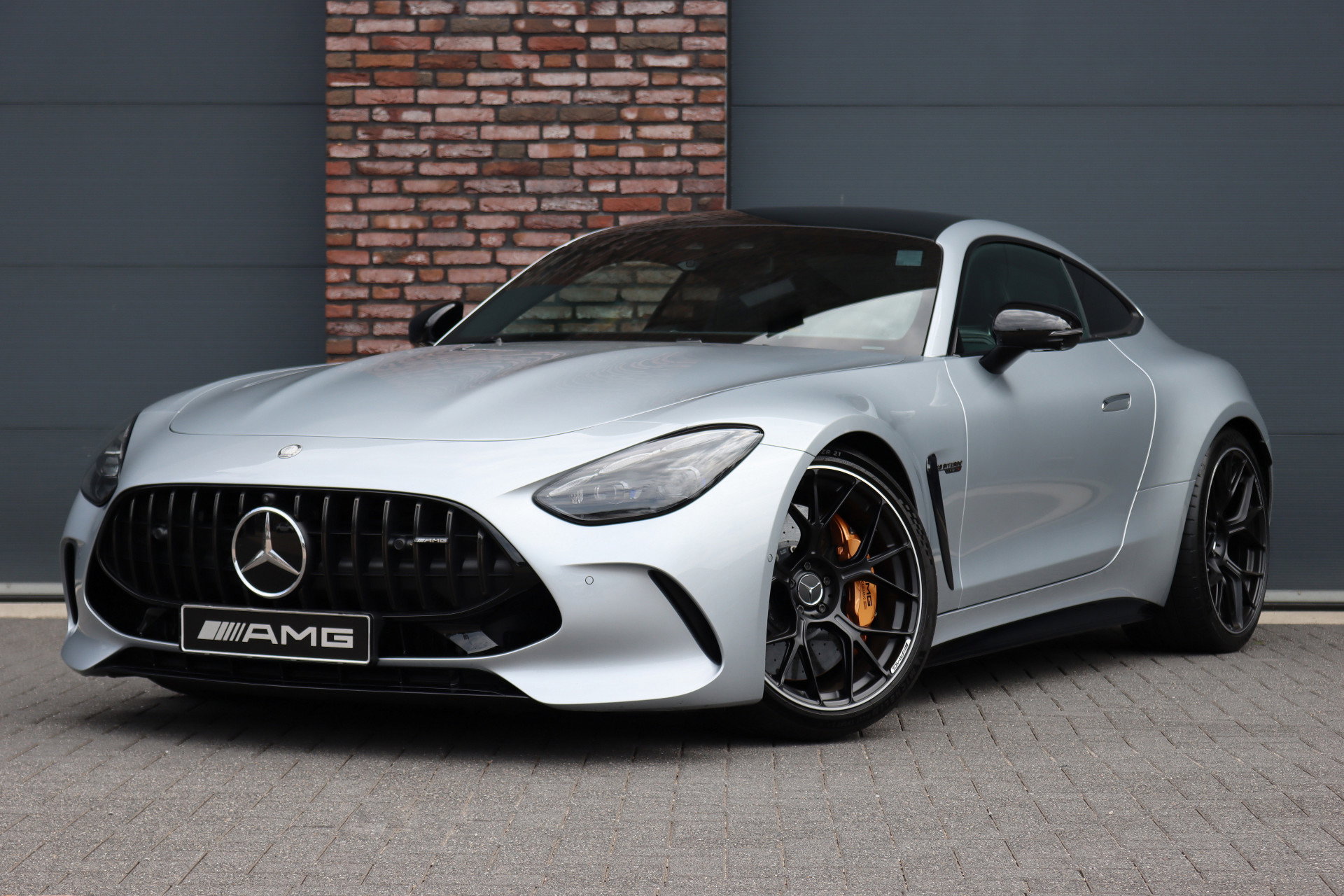 Foto van Mercedes-AMG GT