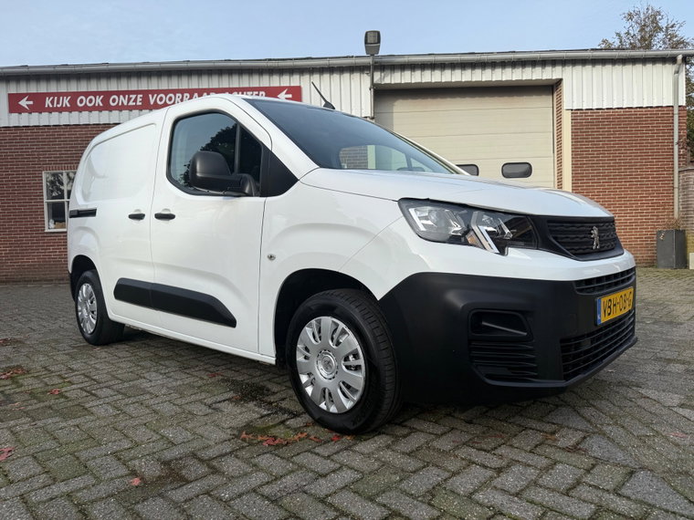 Foto van Peugeot Partner