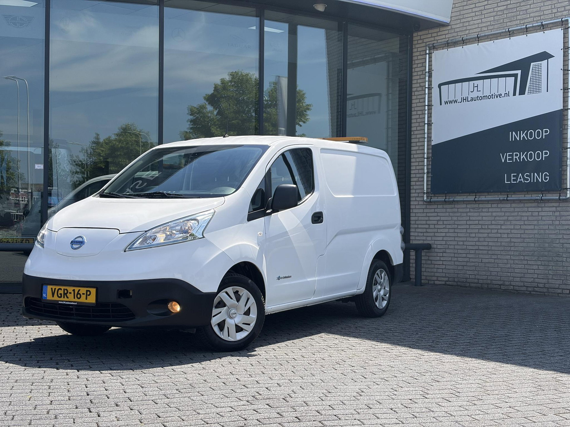 Foto van Nissan e-NV200