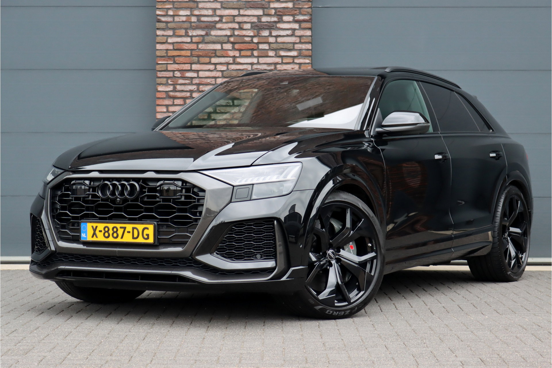 Foto van Audi RSQ8