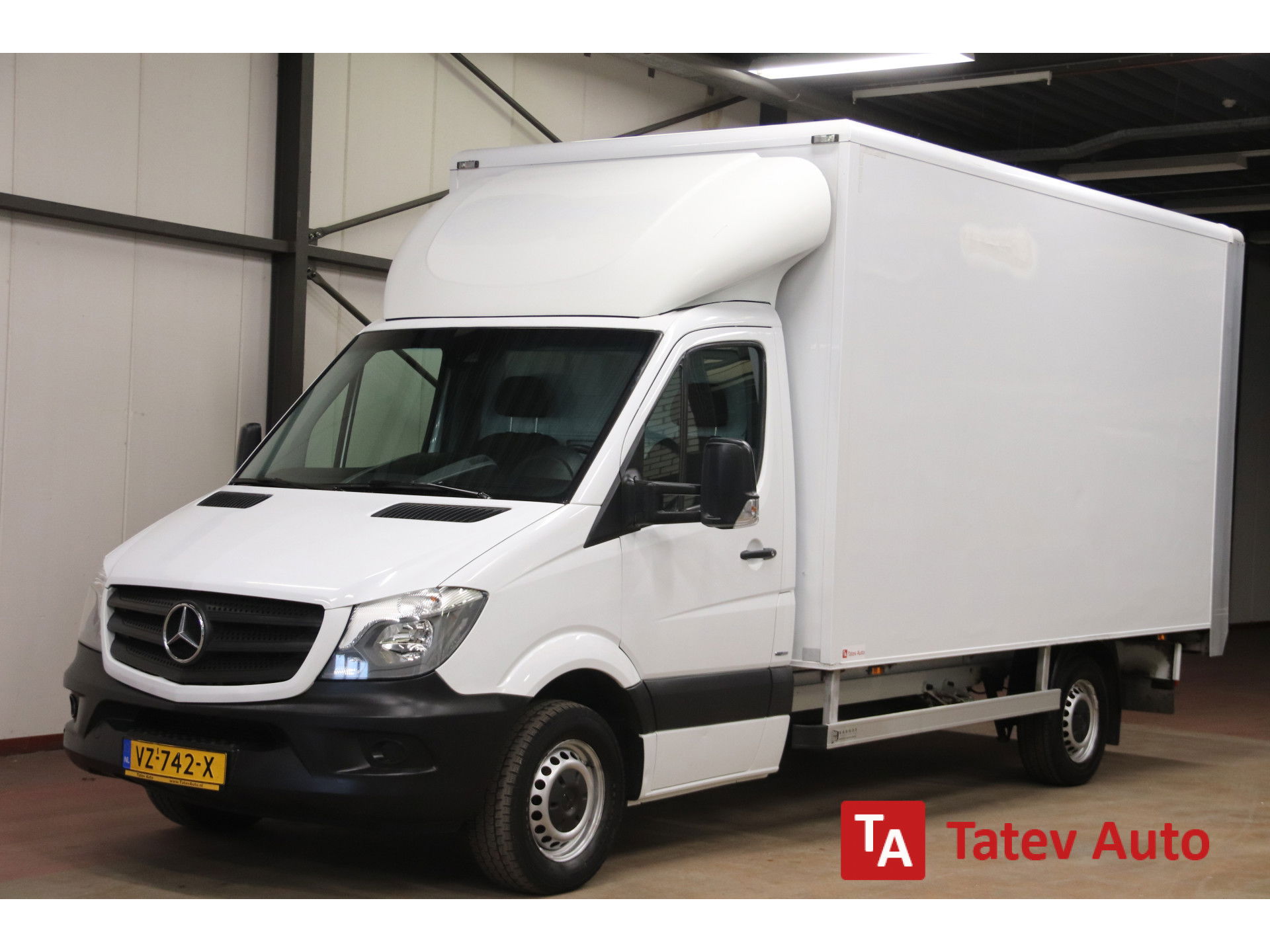 Mercedes-Benz Sprinter