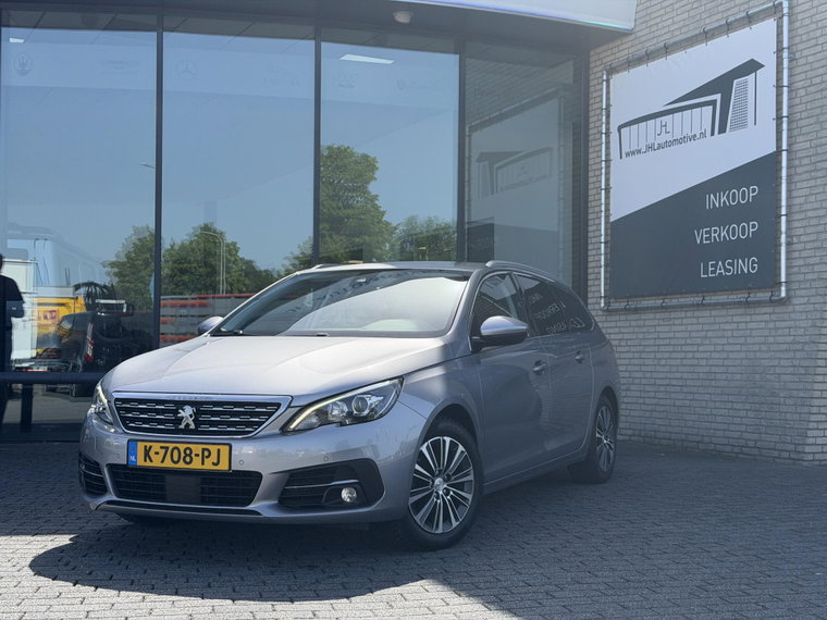 Peugeot 308 foto 1