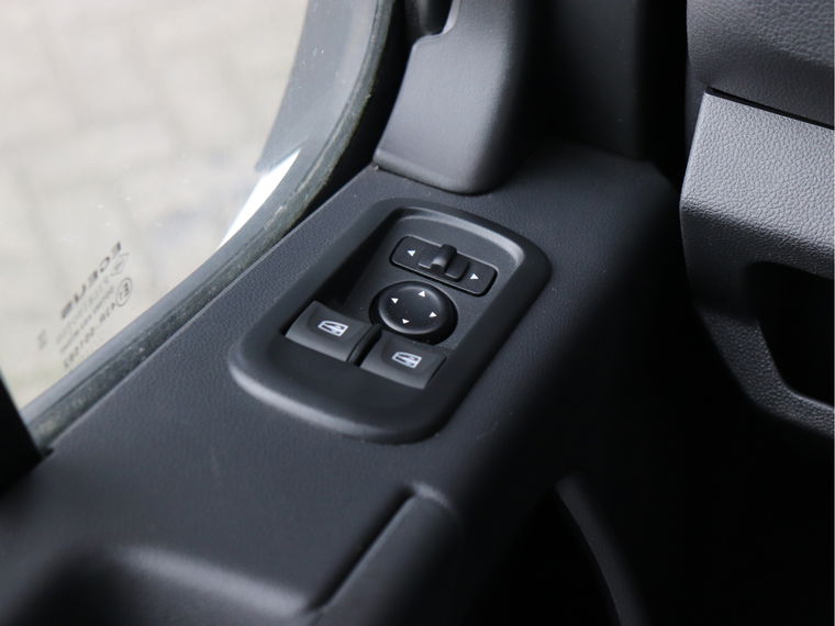 Nissan Interstar