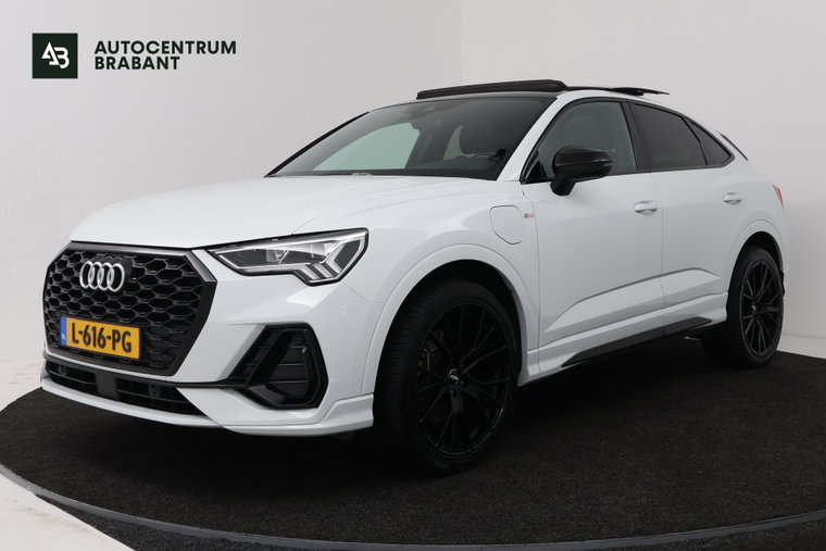 Audi Q3 foto 1