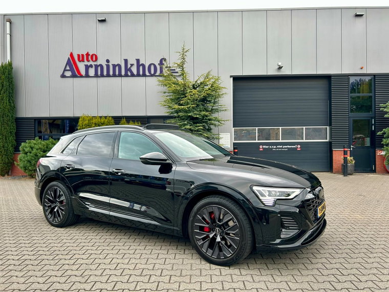 Foto van Audi Q8 e-tron