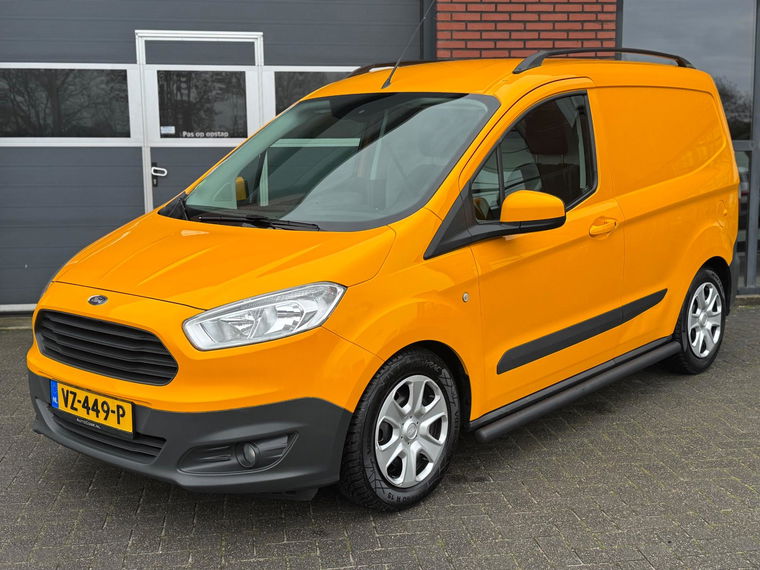 Foto van Ford Transit Courier