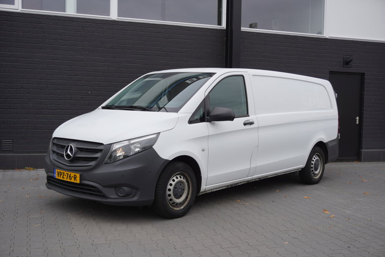 Mercedes-Benz Vito foto 1