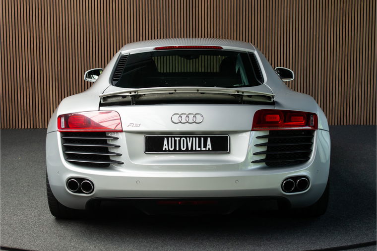 Audi R8