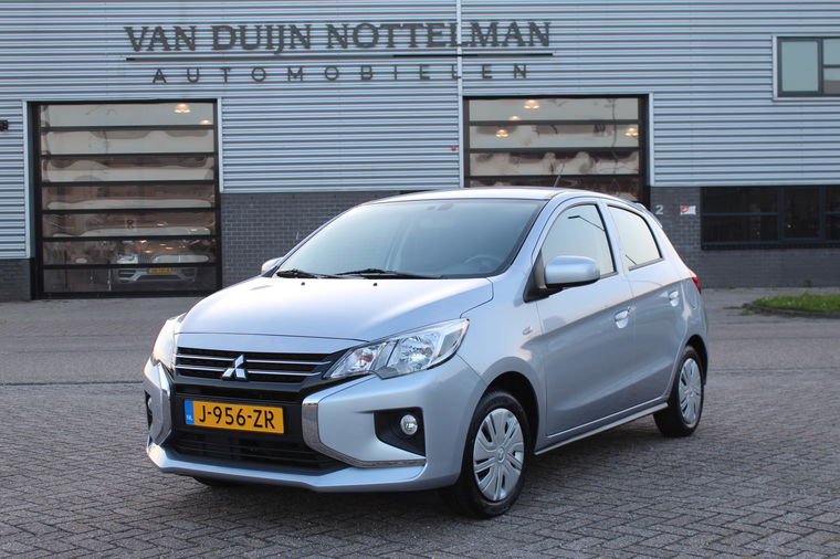Foto van Mitsubishi Space Star